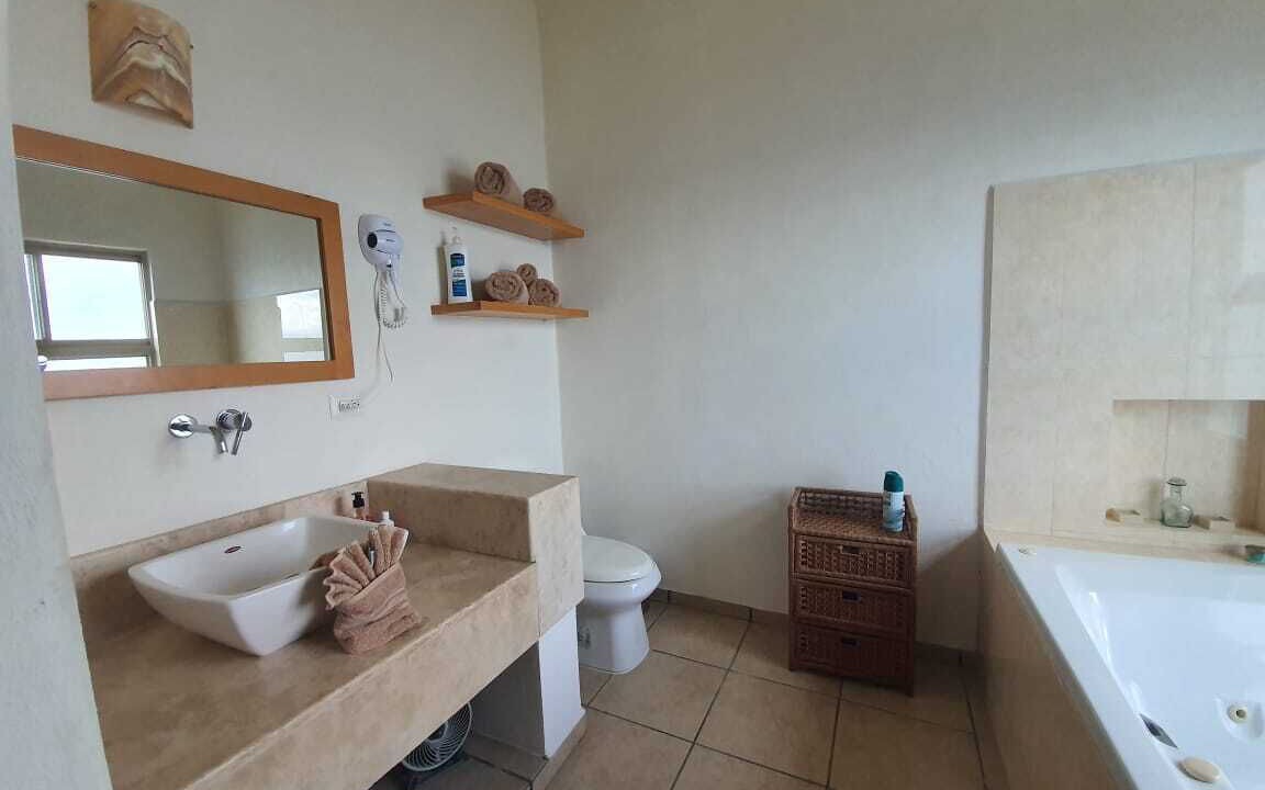 Photo of Bathroom in Buenavista