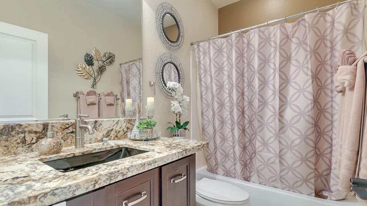 Photo of Bathroom in South Mountain
