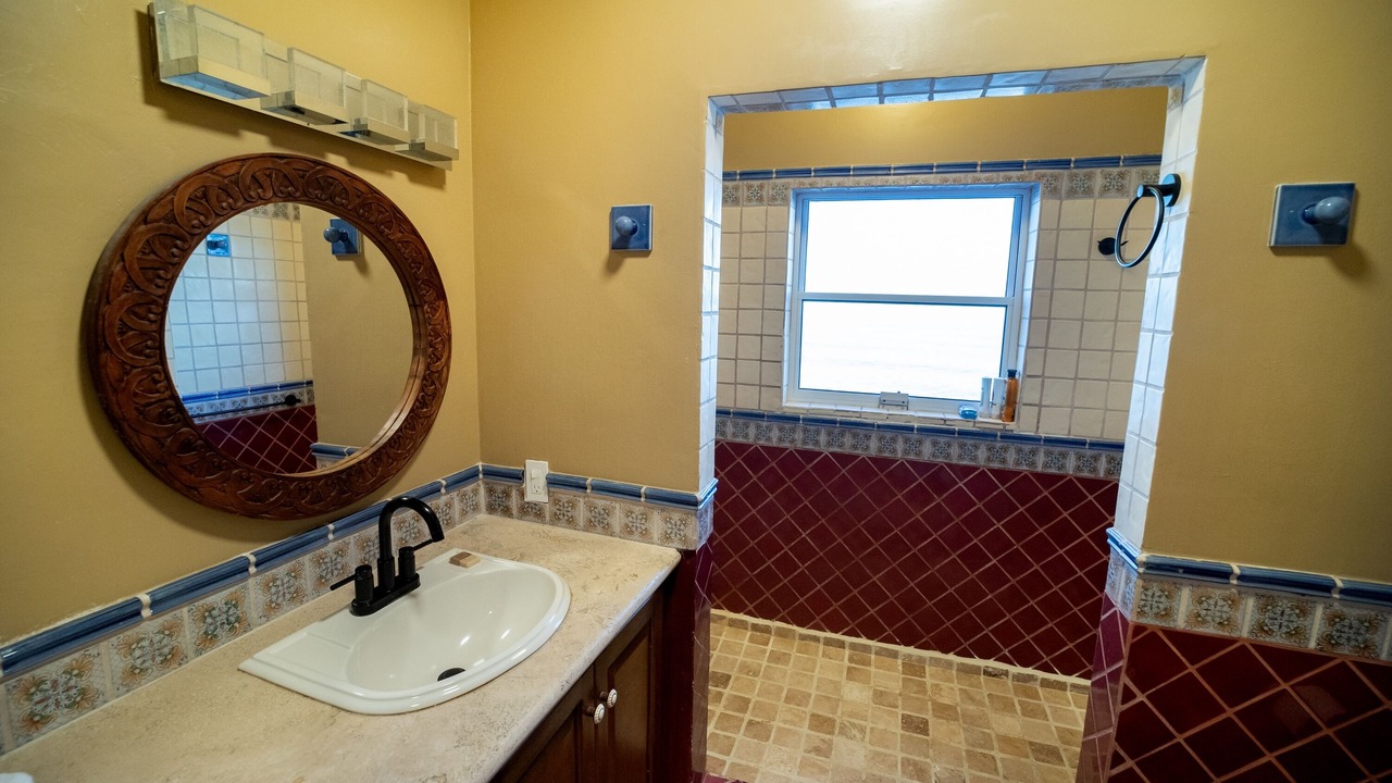Photo of Bathroom in Vinorama