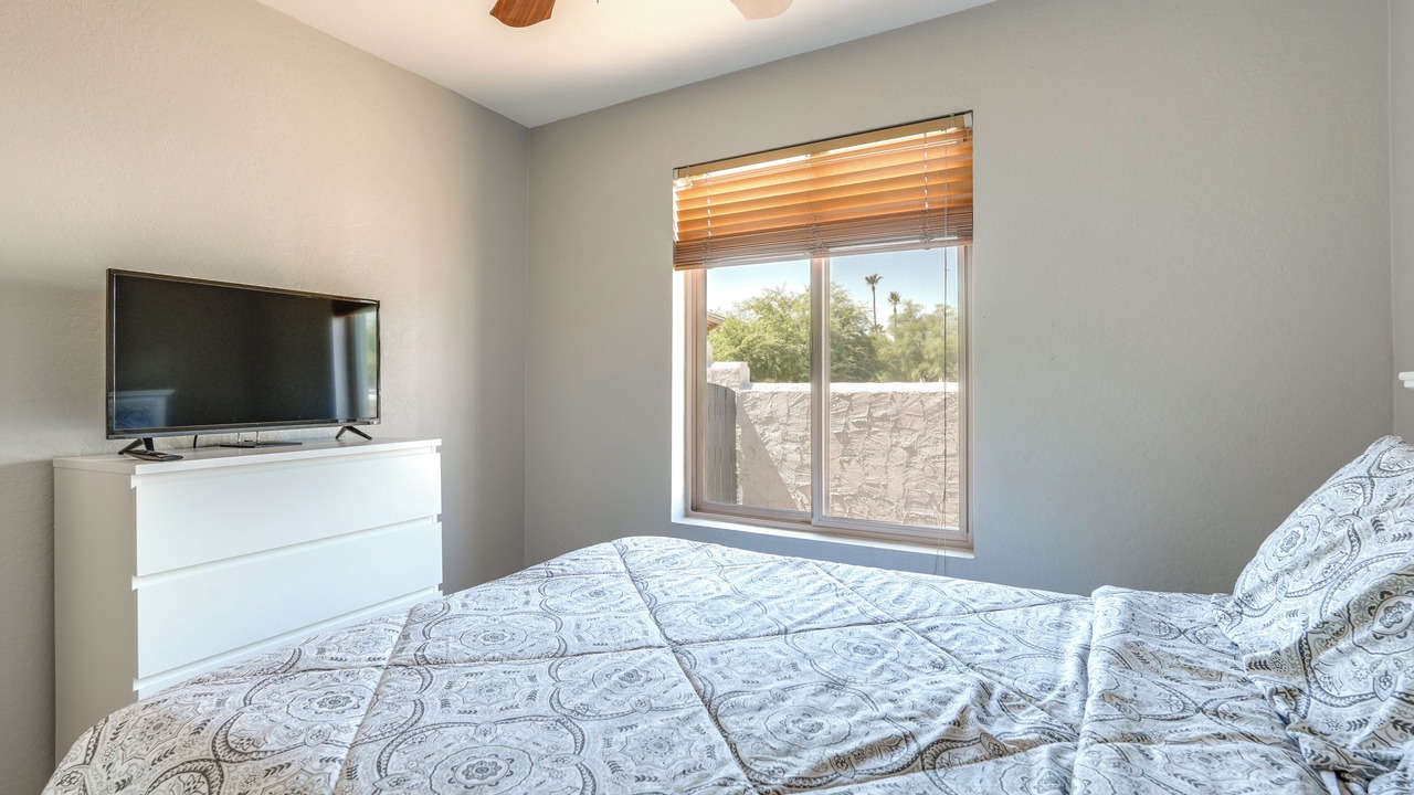 Photo of Bedroom in Roadrunner Estates