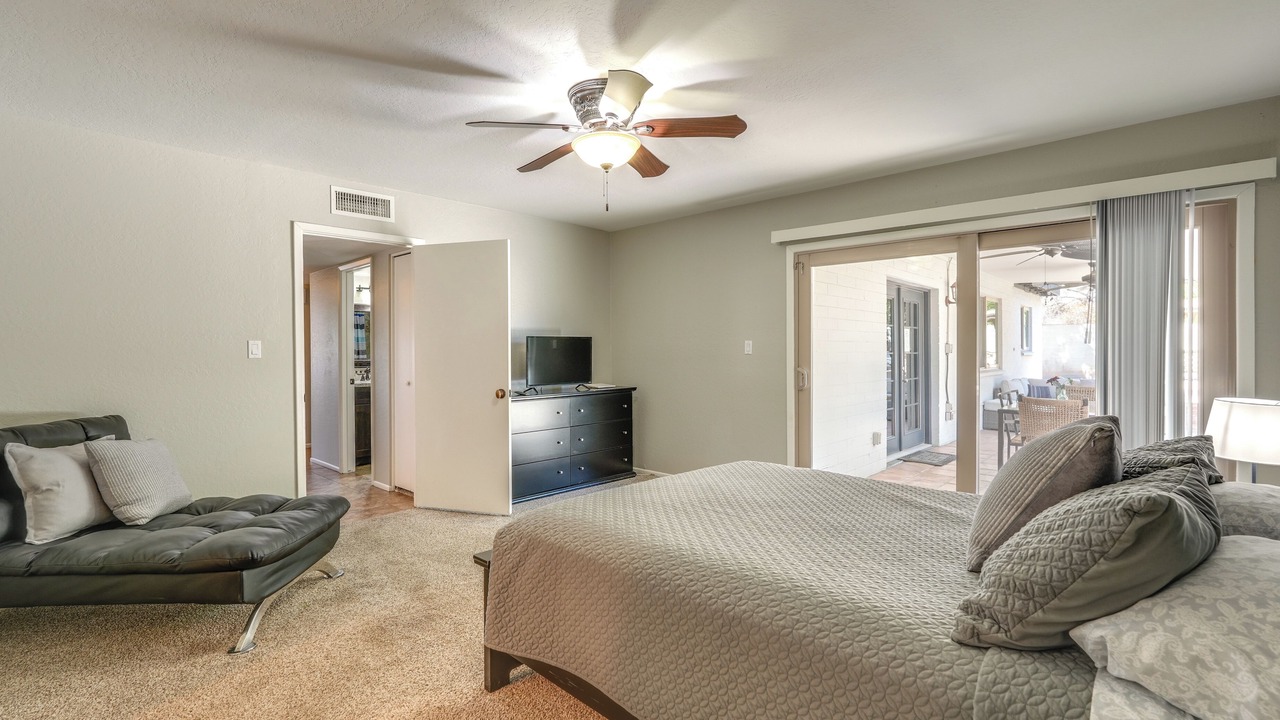 Photo of Bedroom in Roadrunner Estates