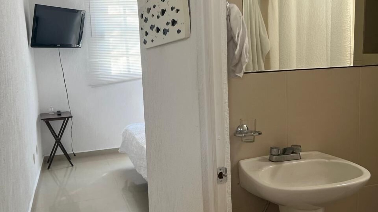 Photo of Bathroom in Puente del Mar