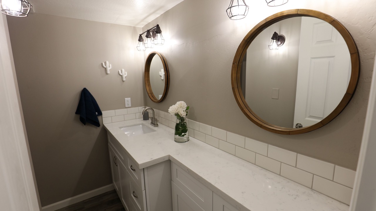 Photo of Bathroom in Fashion Square