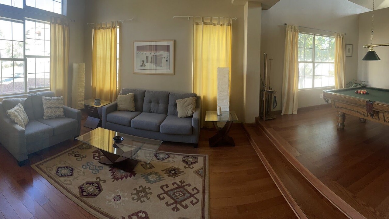 Photo of Livingroom in Lakewood