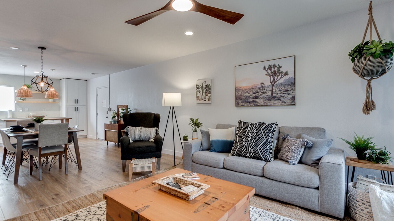 Photo of Livingroom in South Scottsdale