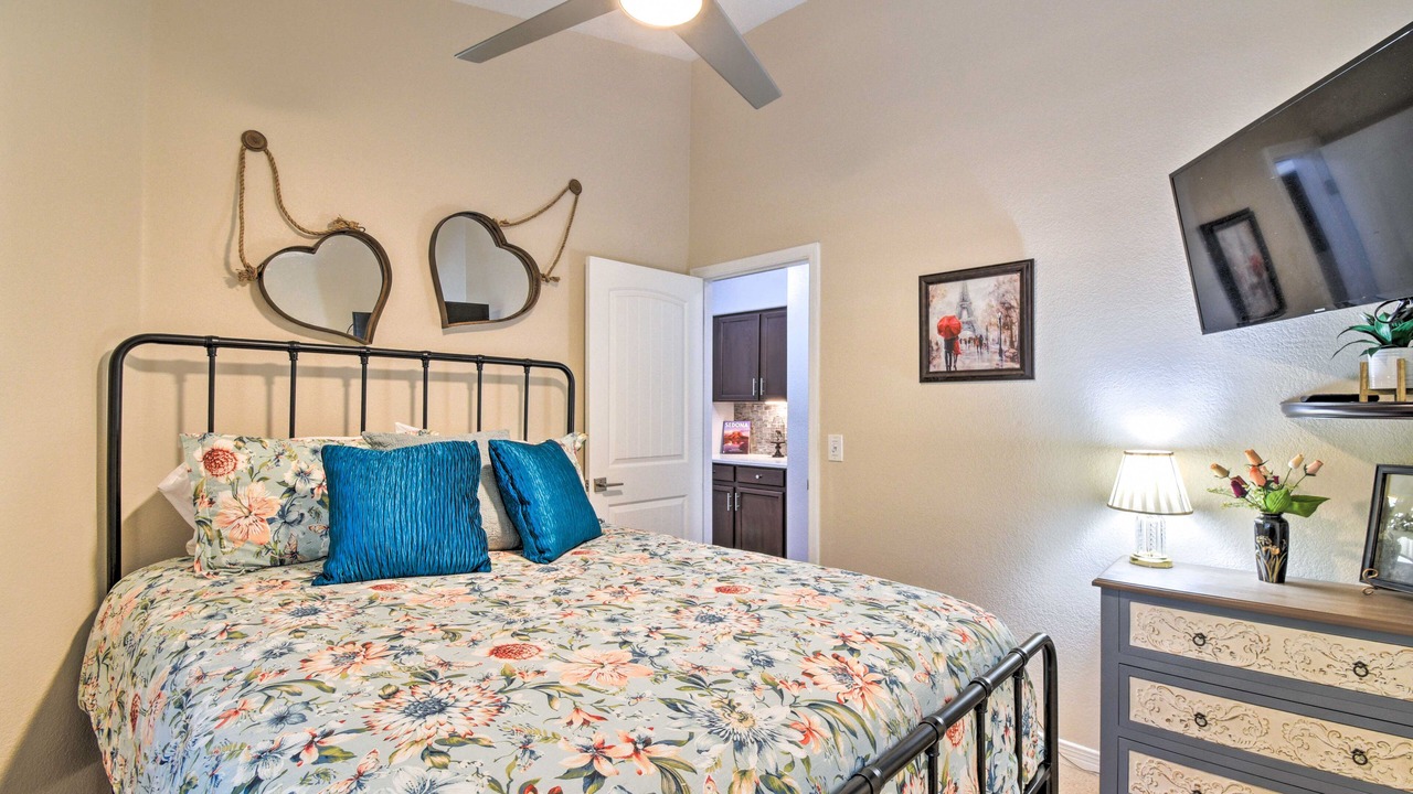Photo of Bedroom in Arroyo Springs