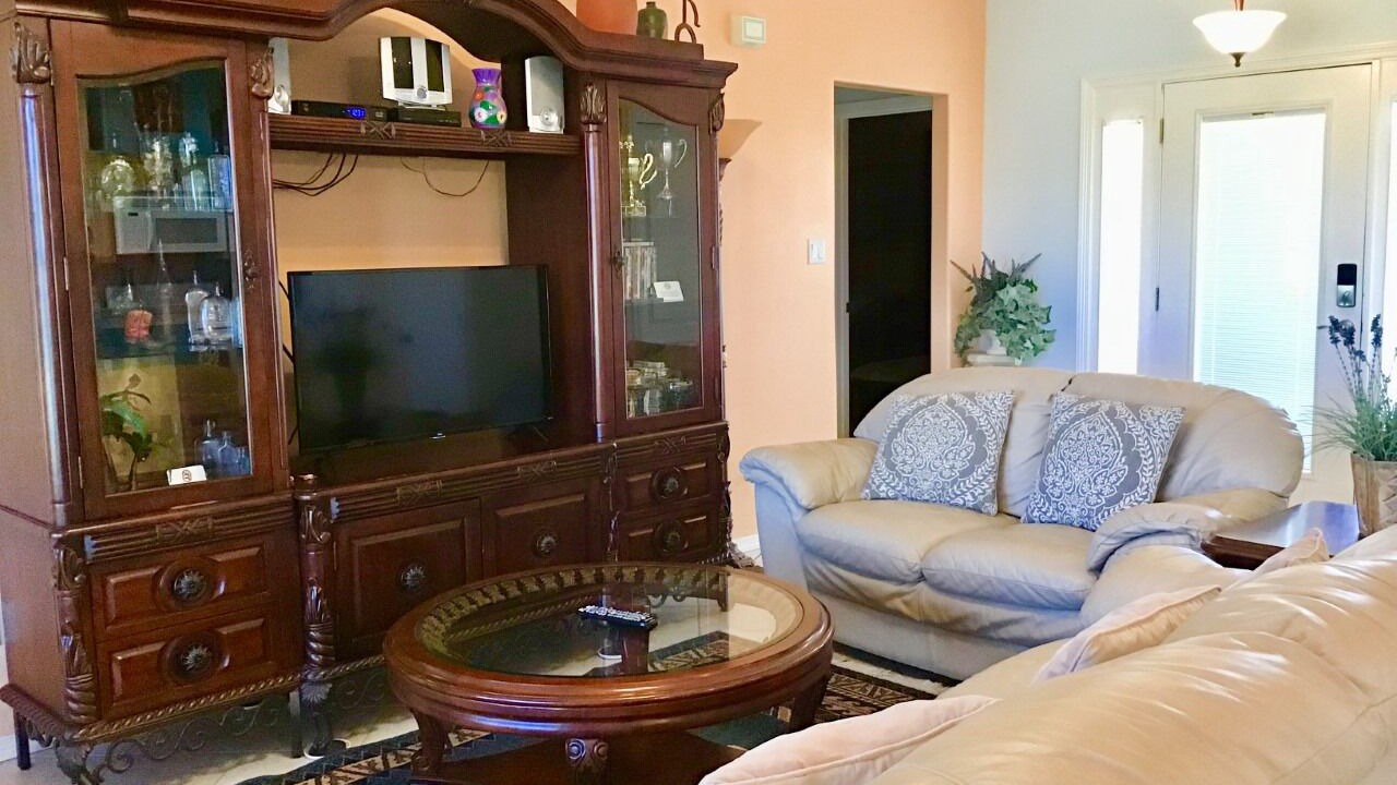 Photo of Livingroom in Laguna Vista