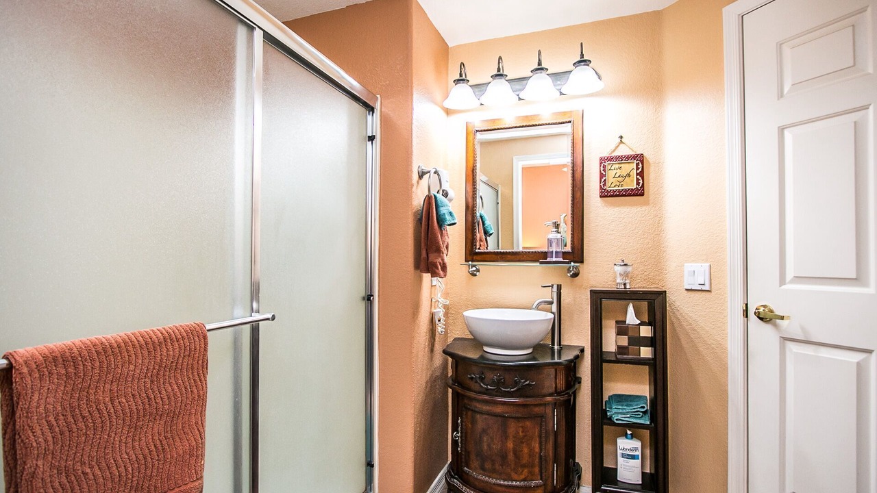 Photo of Bathroom in Superstition Springs