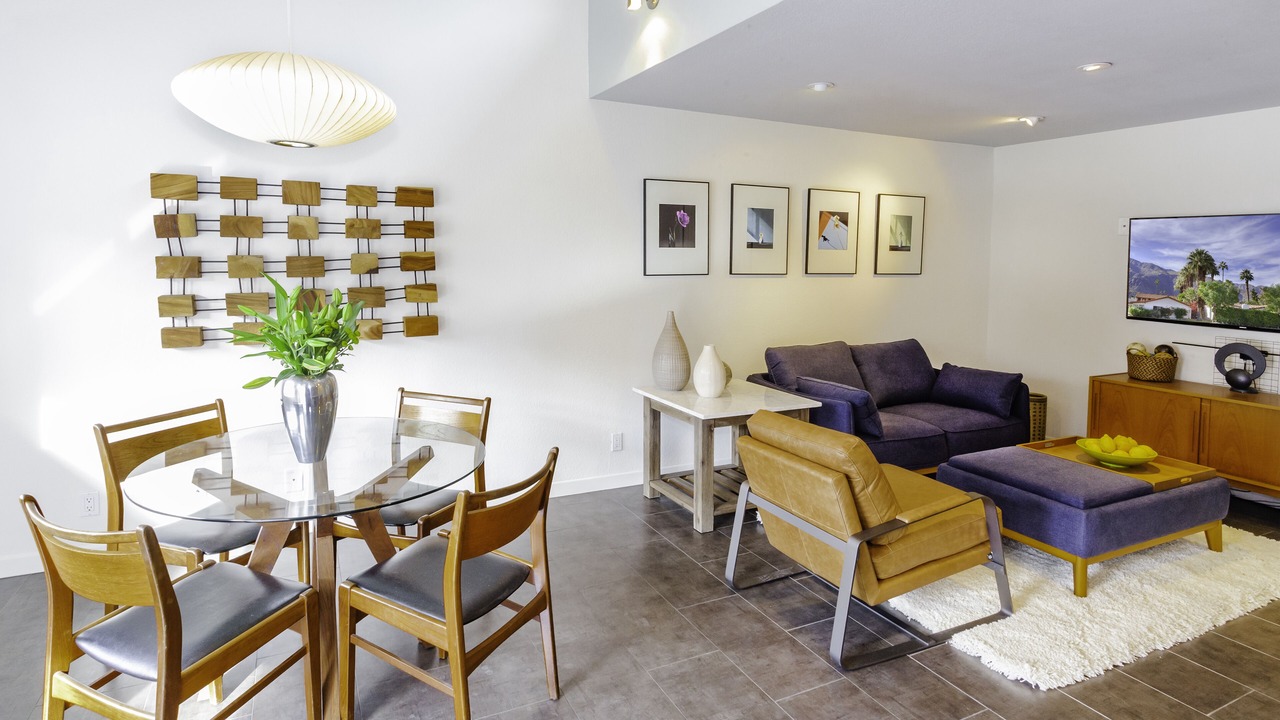 Photo of Livingroom in Uptown Design District