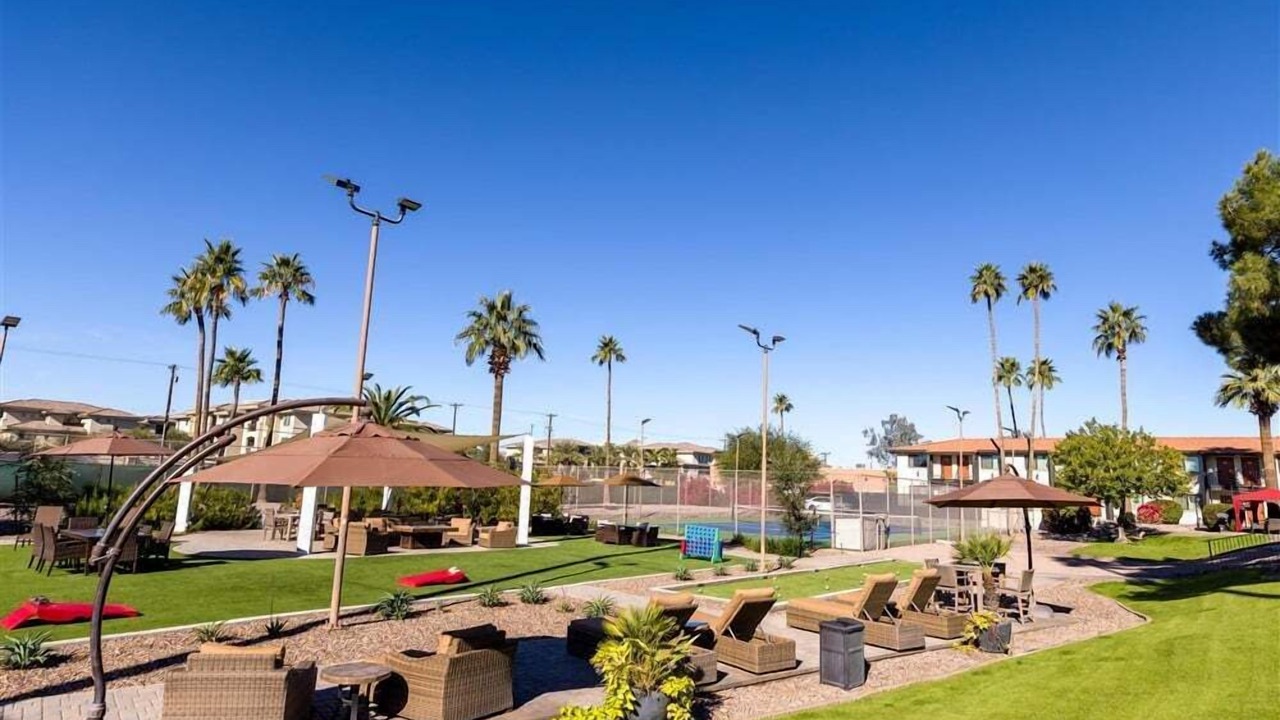 Photo of Outdoor in New Papago Parkway