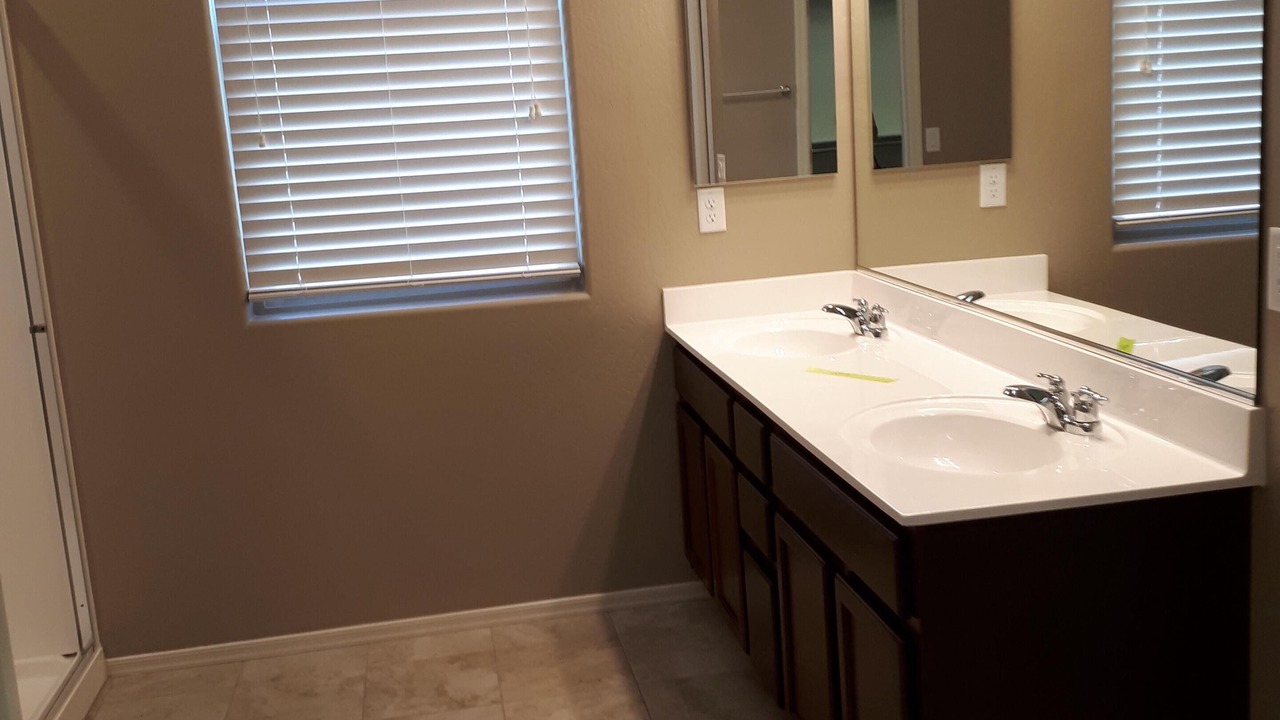 Photo of Bathroom in Montecito in Estrella