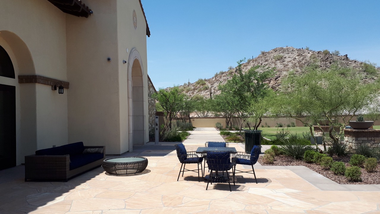Photo of Others in Montecito in Estrella