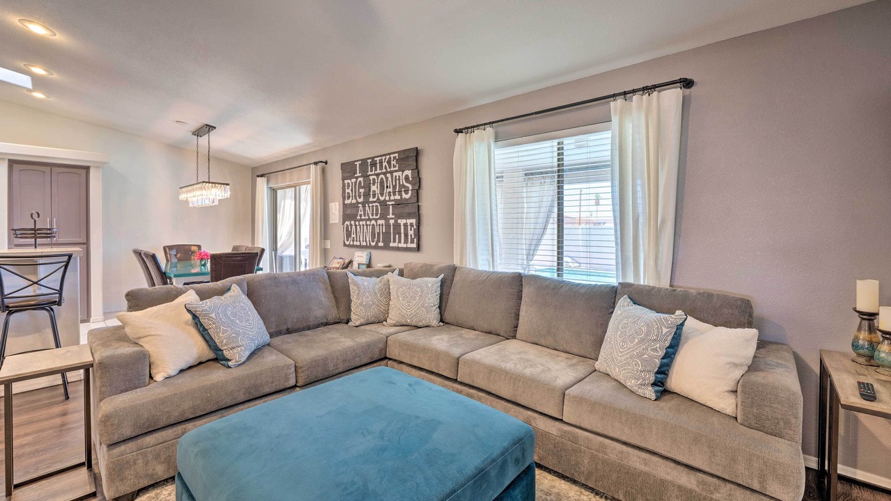 Photo of Livingroom in Lake Havasu City