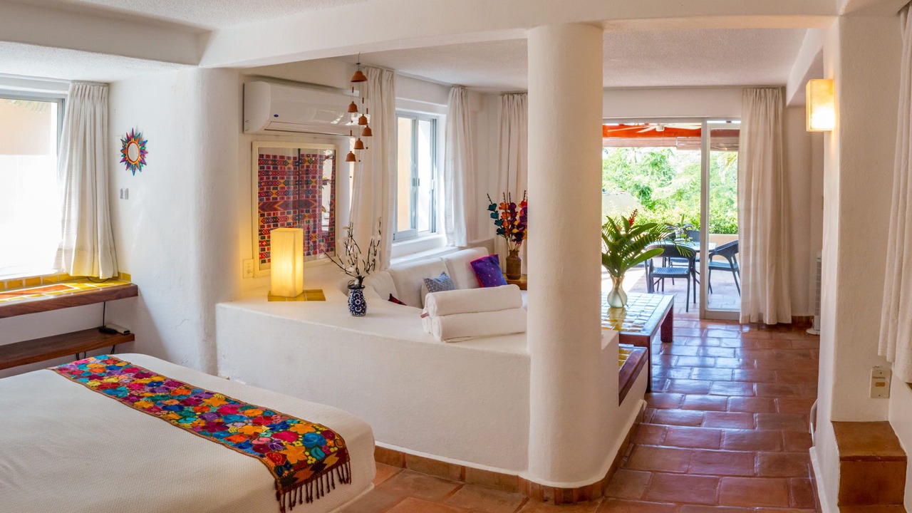 Photo of Bedroom in Zihuatanejo