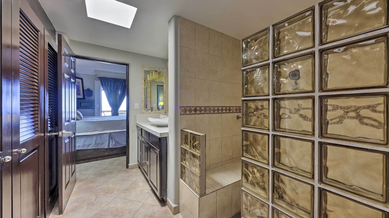 Photo of Bathroom in Cabo Bello