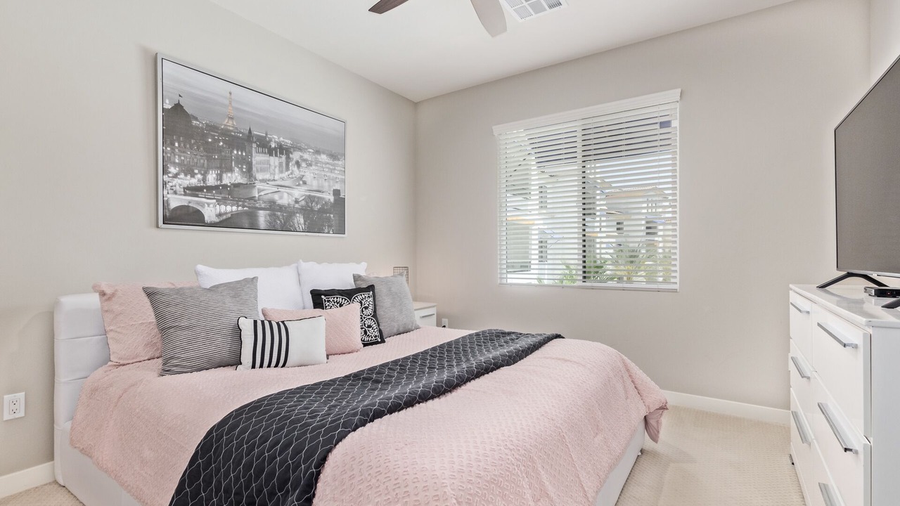 Photo of Bedroom in Ocotillo
