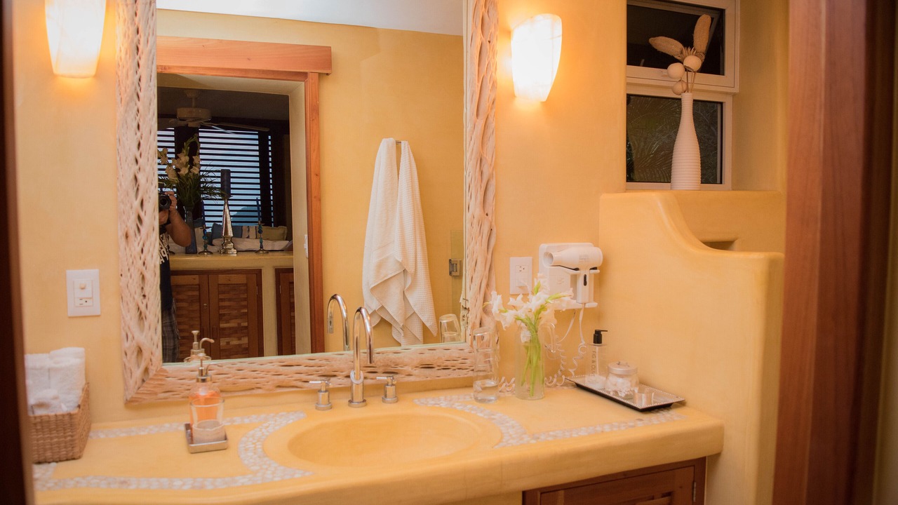Photo of Bathroom in Zihuatanejo
