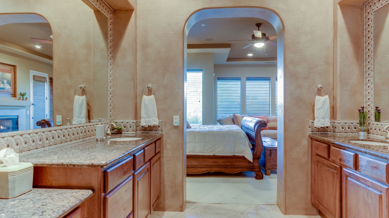 Photo of Bathroom in Desert Vista