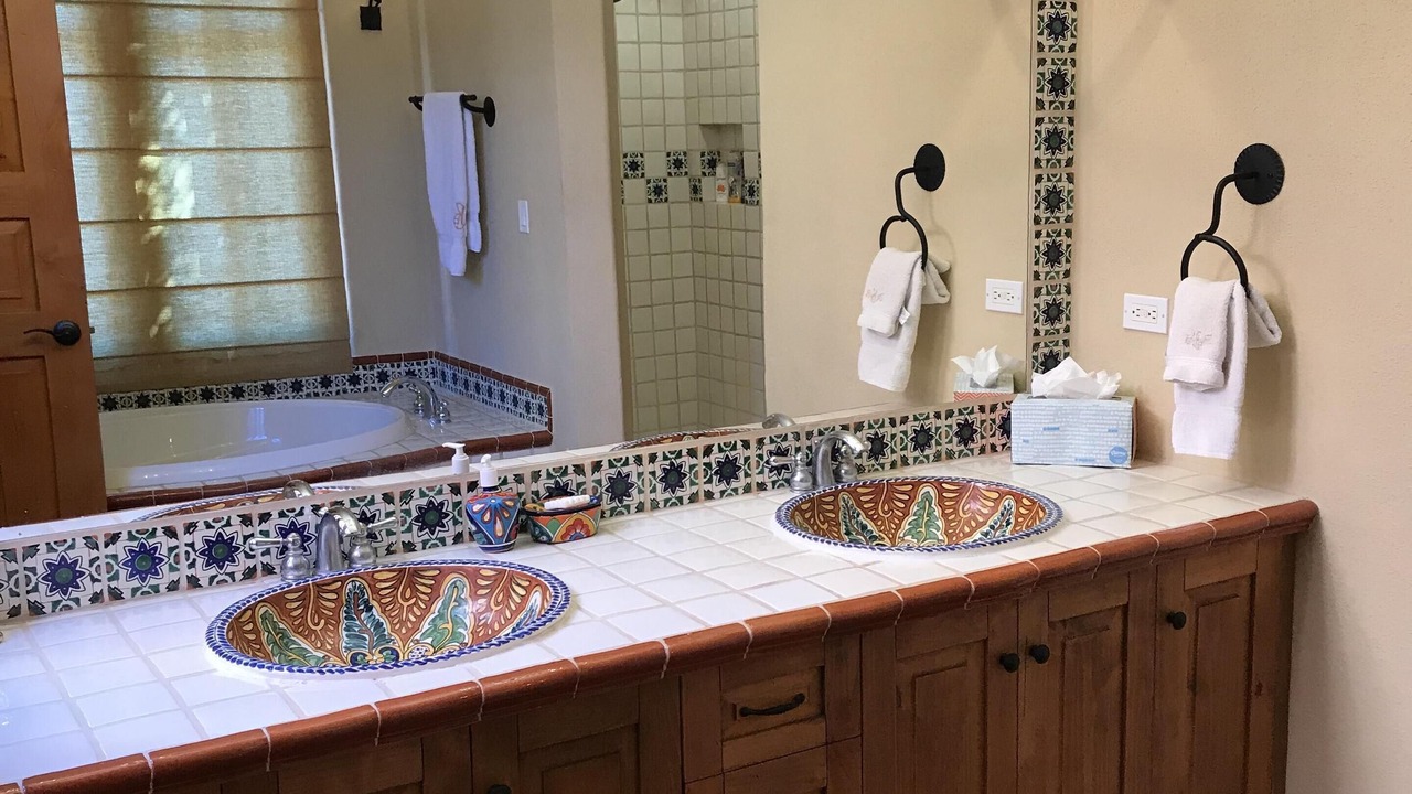 Photo of Bathroom in Nopolo