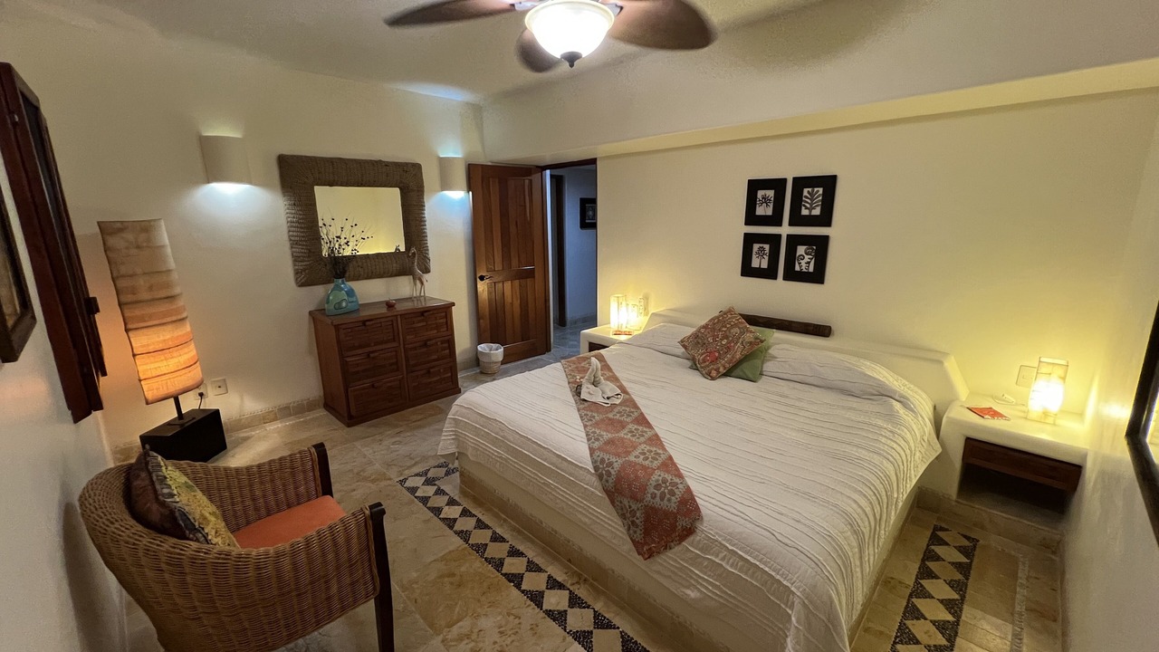 Photo of Bedroom in Zihuatanejo