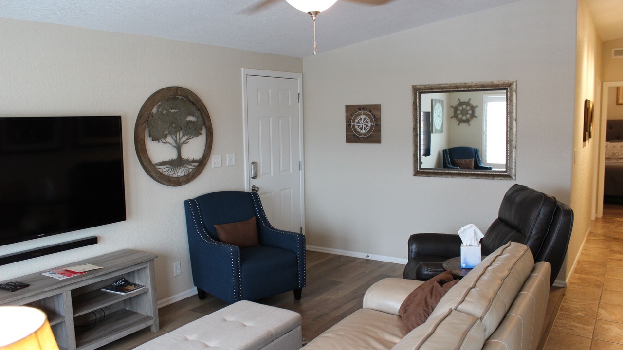 Photo of Livingroom in Parker Strip