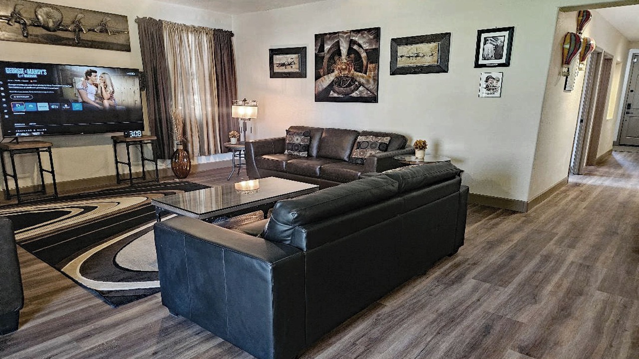 Photo of Livingroom in Centerra
