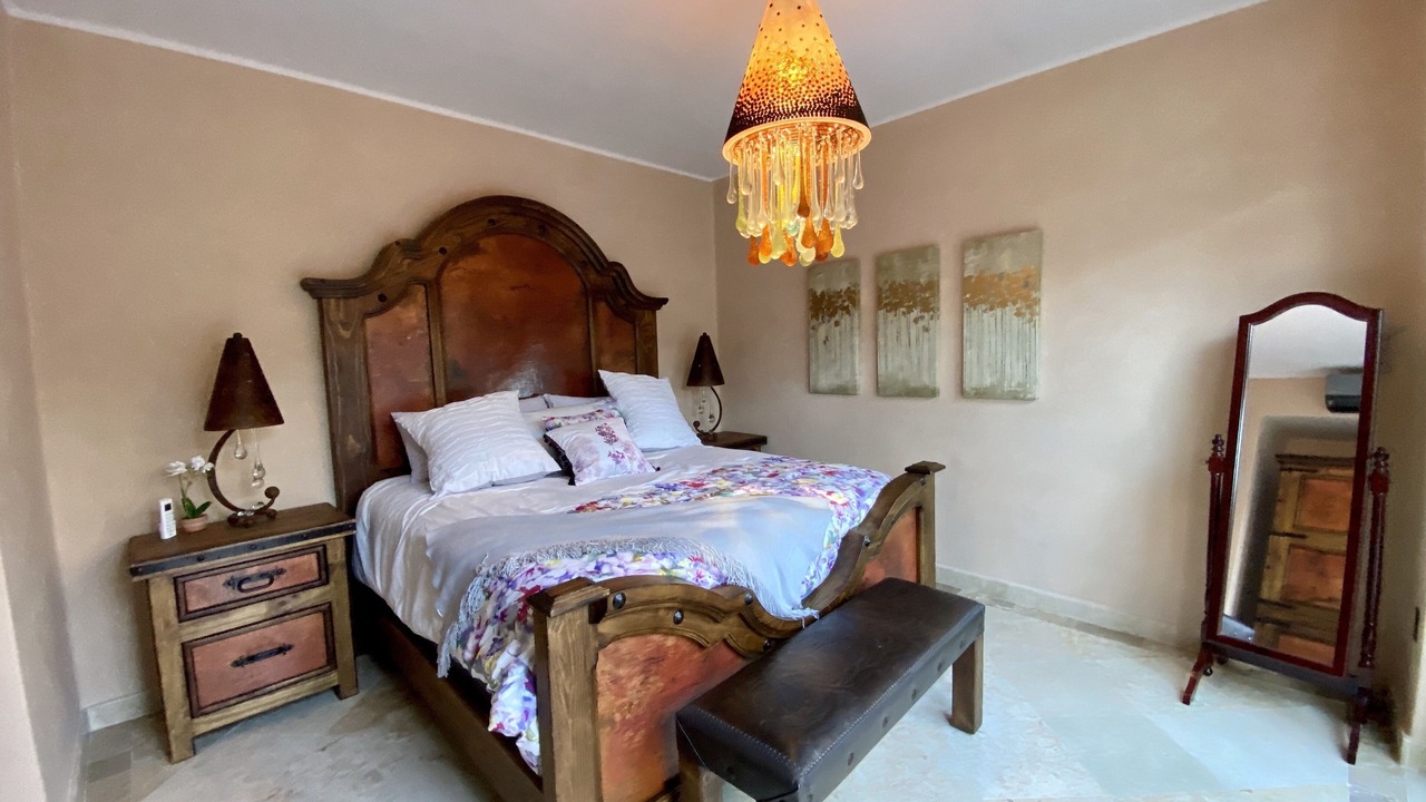 Photo of Bedroom in Nopolo