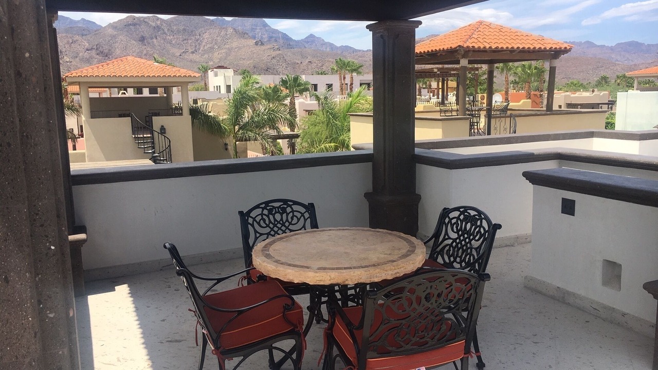 Photo of Outdoor in Nopolo