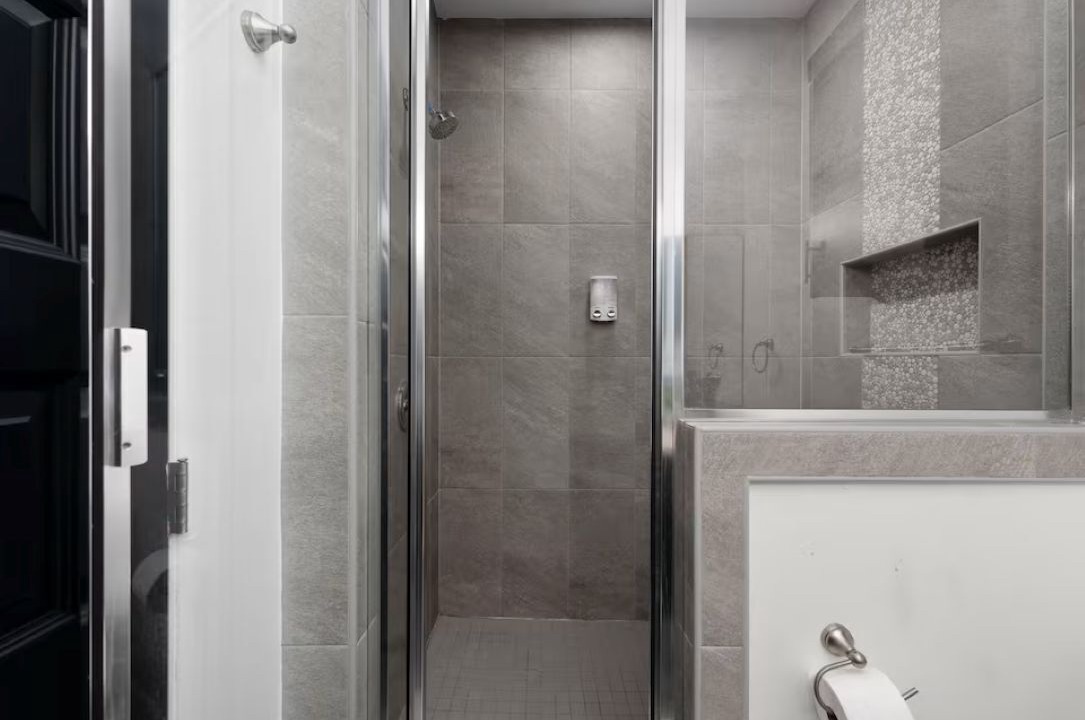 Photo of Bathroom in Edinburg