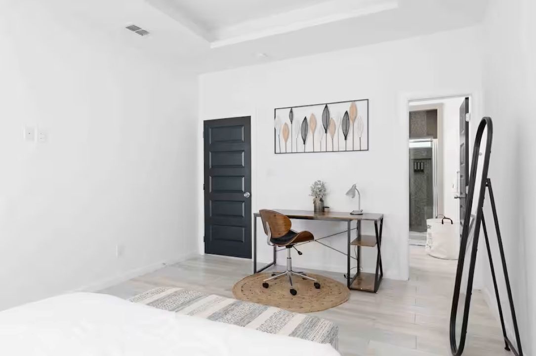 Photo of Bedroom in Edinburg