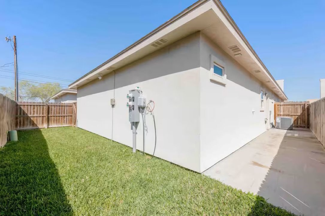 Photo of Outdoor in Edinburg