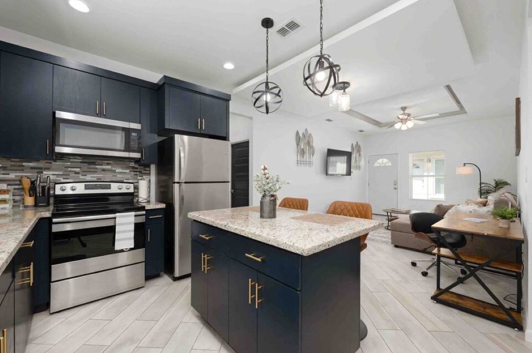 Photo of Kitchen in Edinburg