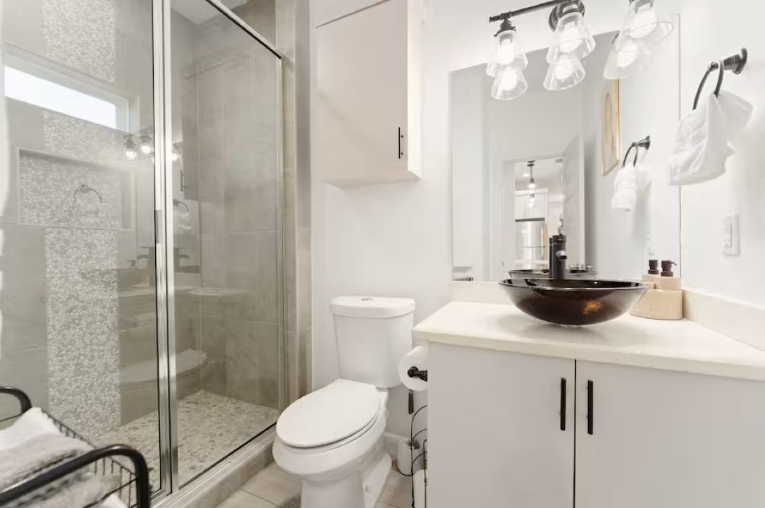 Photo of Bathroom in Edinburg