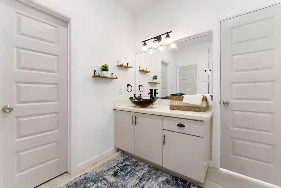 Photo of Bathroom in Edinburg