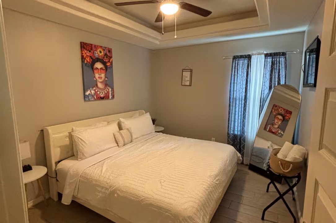 Photo of Bedroom in Edinburg