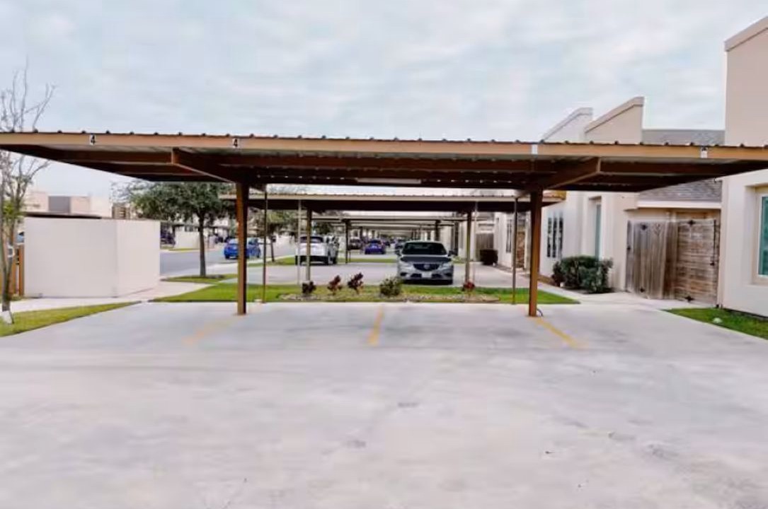 Photo of Outdoor in Edinburg