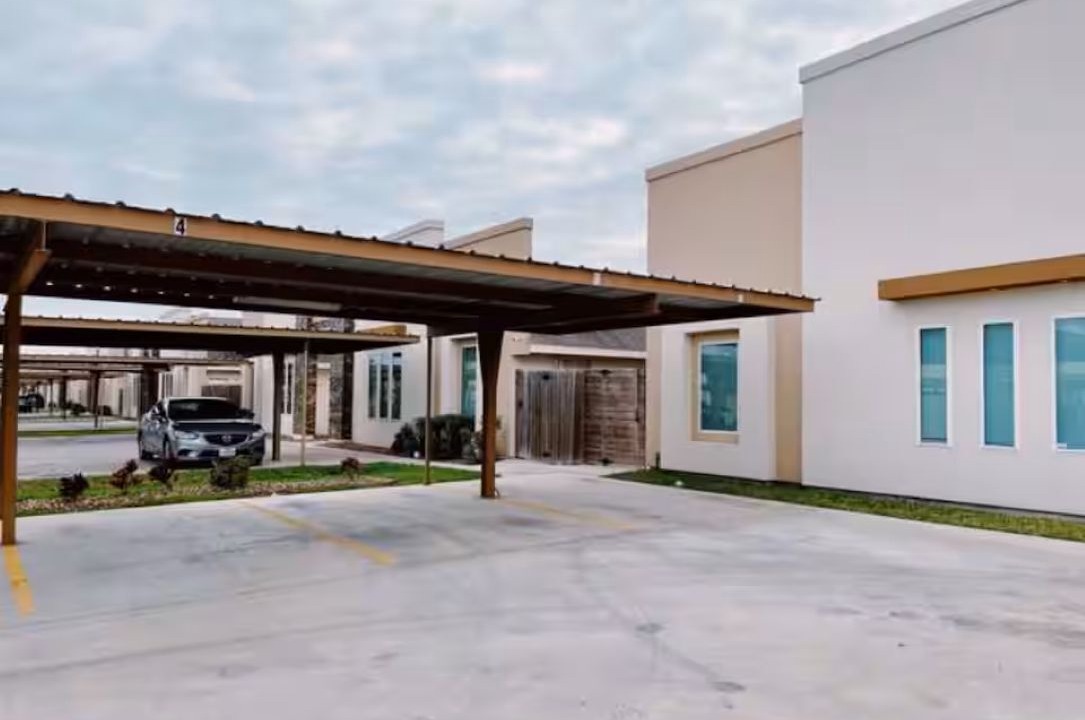 Photo of Outdoor in Edinburg
