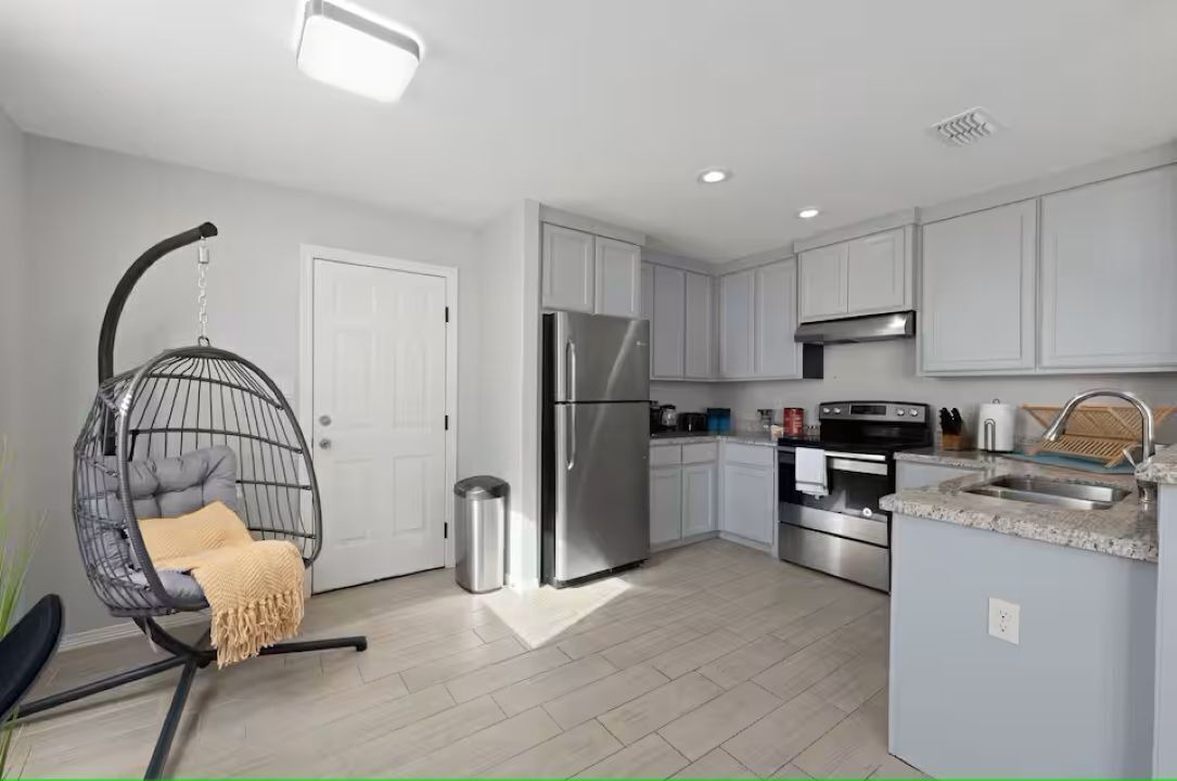 Photo of Kitchen in Edinburg