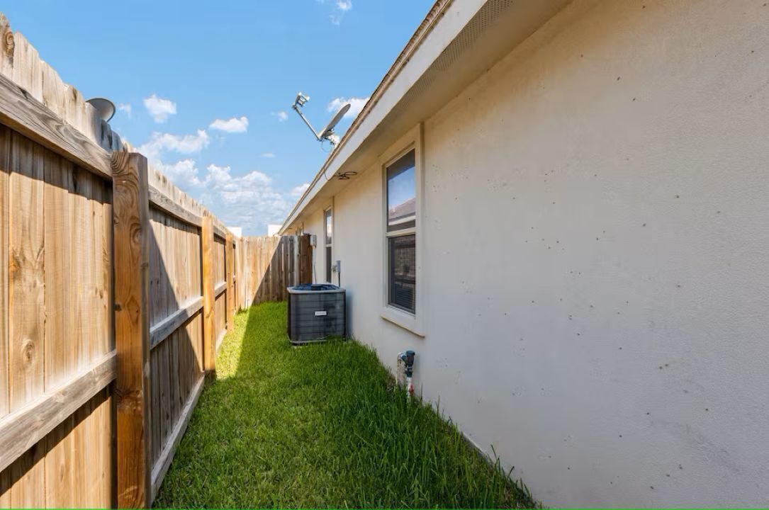 Photo of Outdoor in Edinburg