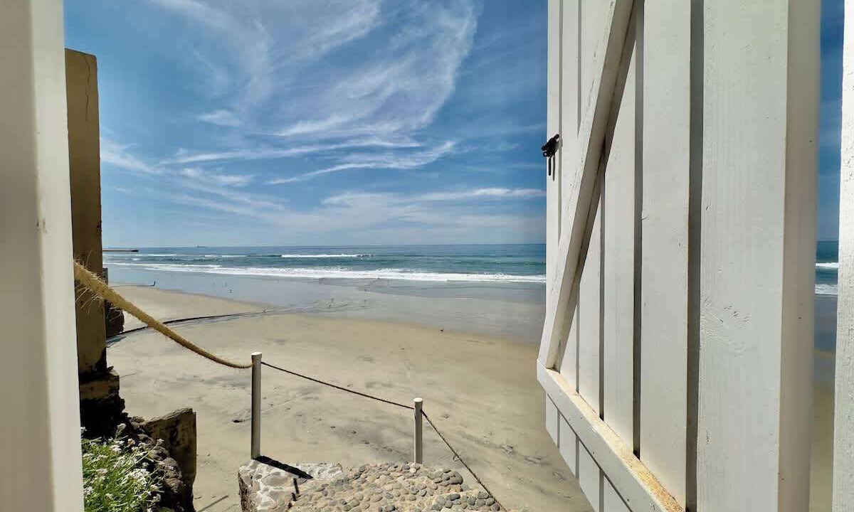 Photo of Others in San Antonio del Mar