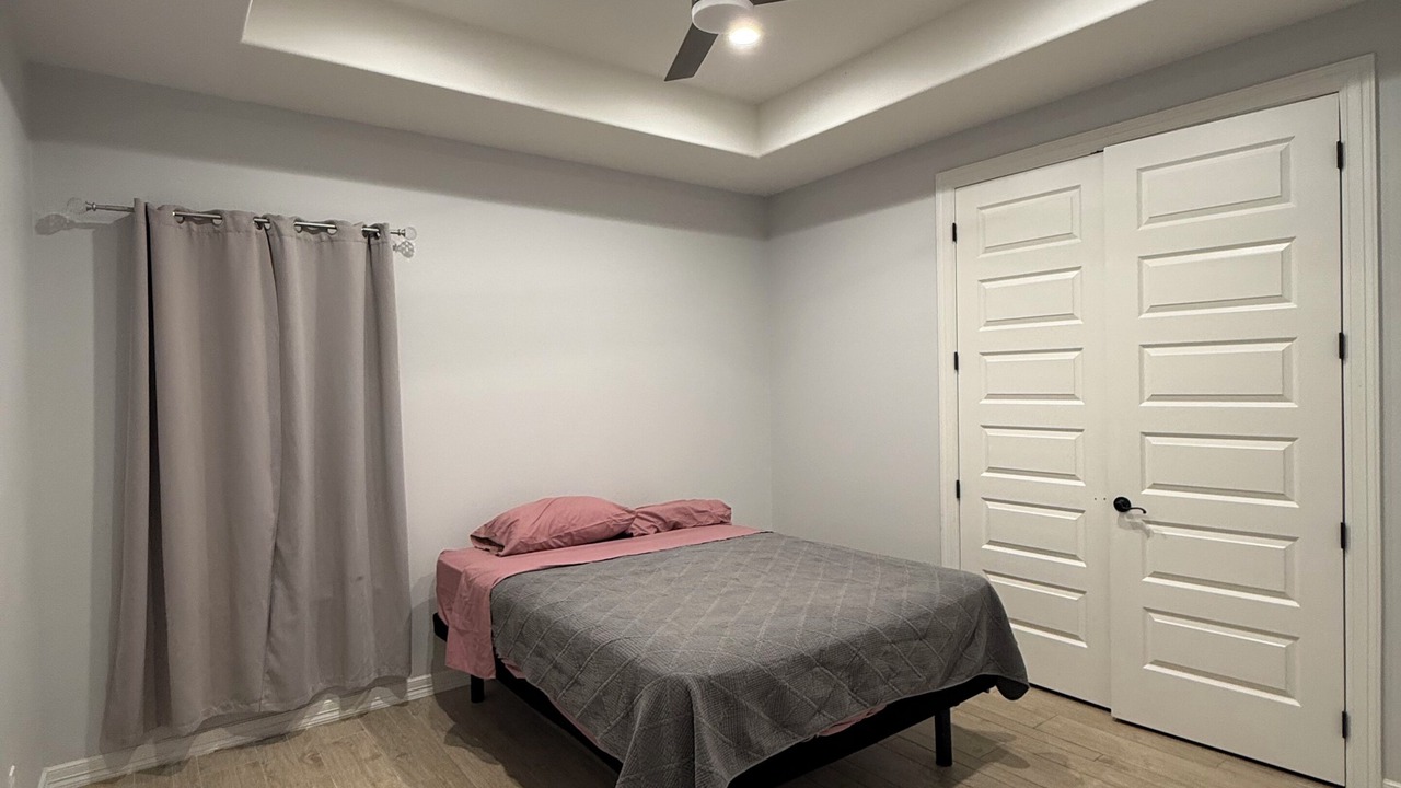 Photo of Bedroom in Palmhurst