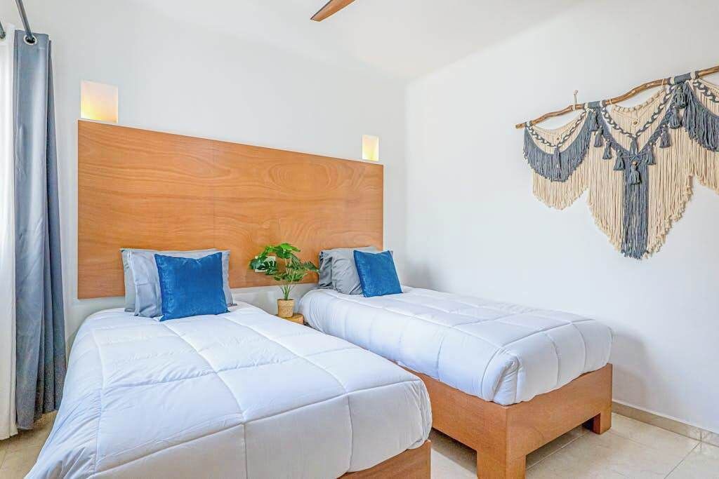 Photo of Bedroom in 12th Street