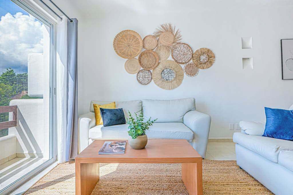Photo of Livingroom in 12th Street