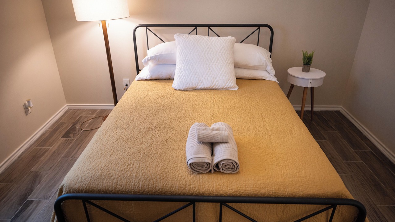 Photo of Bedroom in Edinburg