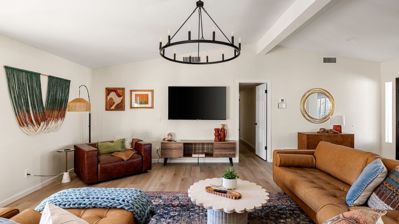 Photo of Livingroom in Shea North Estates