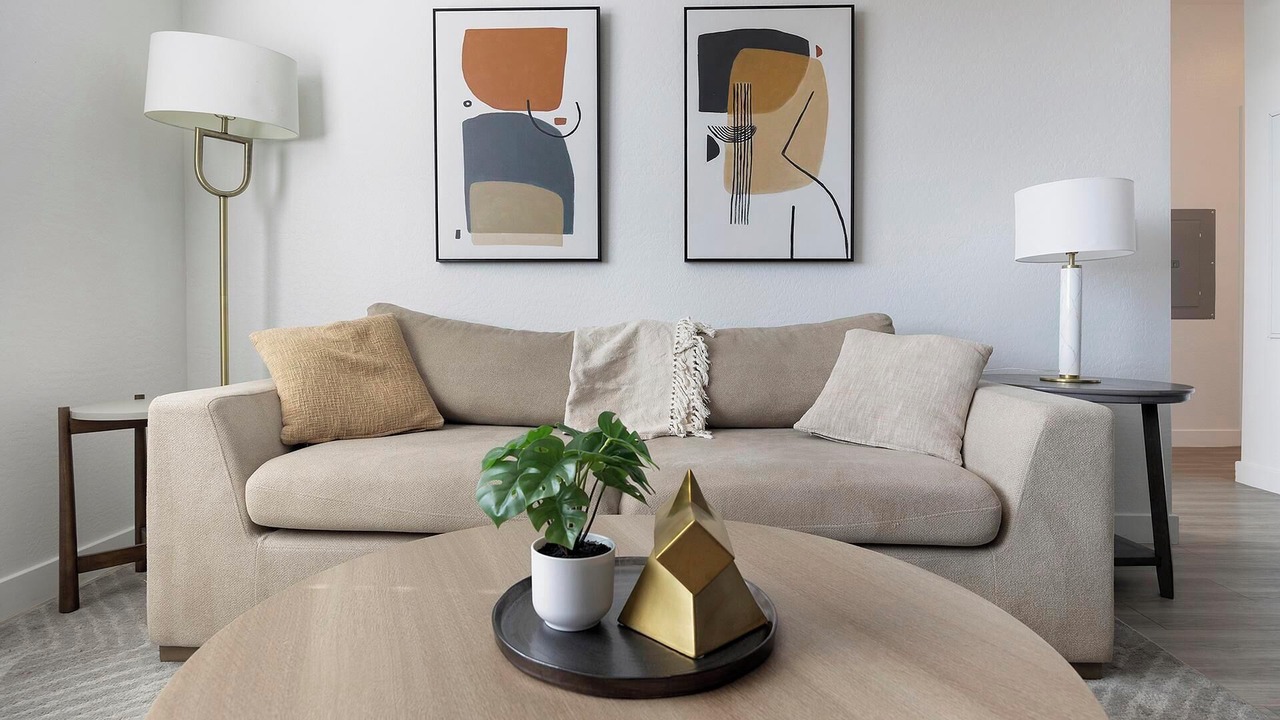 Photo of Livingroom in Maryvale Village