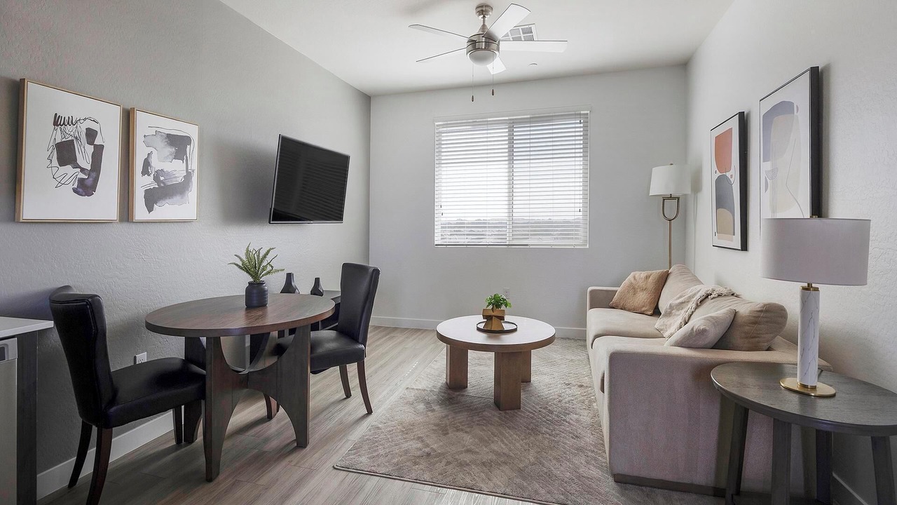 Photo of Livingroom in Maryvale Village