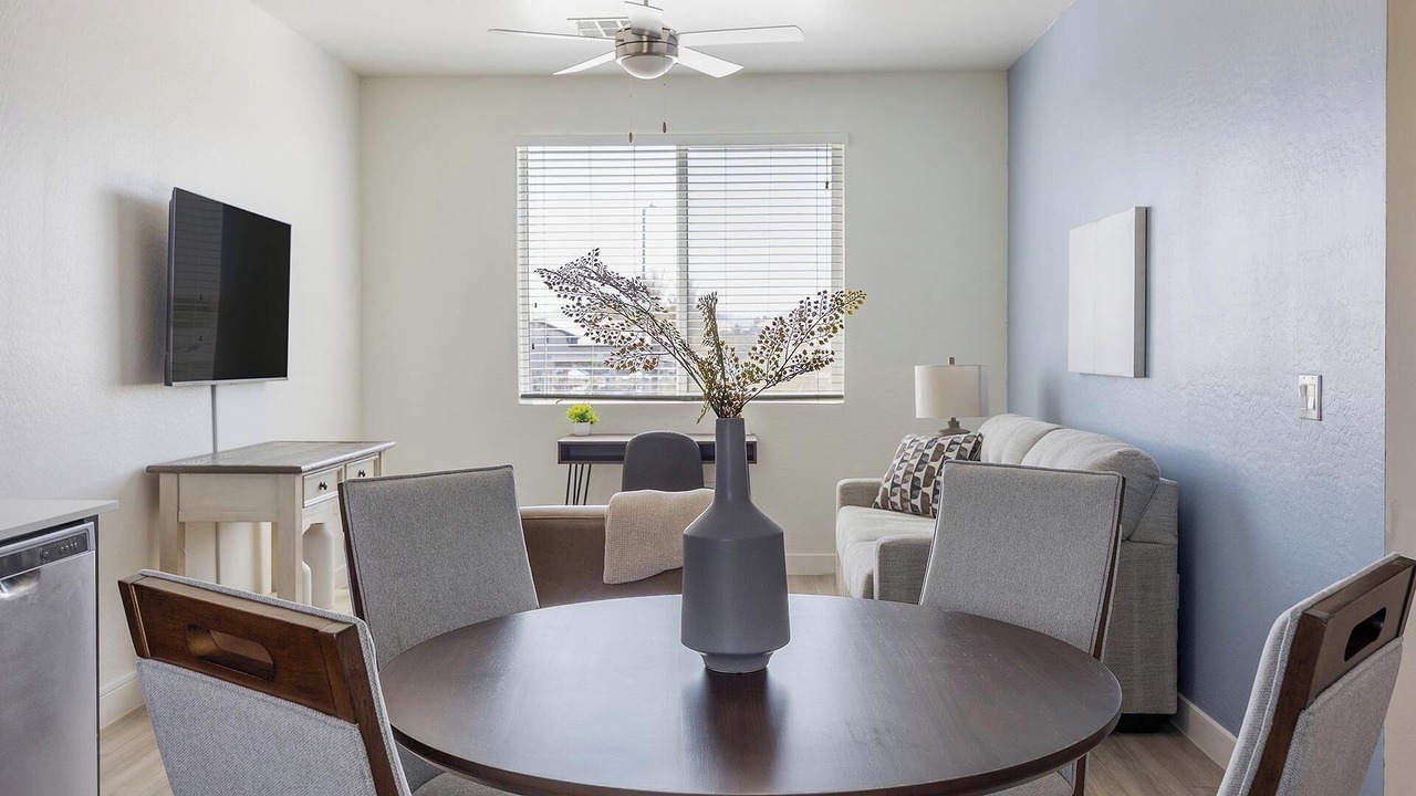 Photo of Livingroom in Maryvale Village