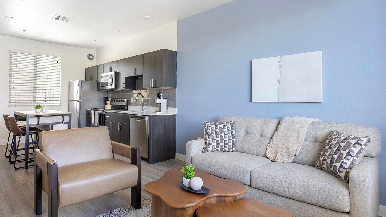 Photo of Livingroom in Maryvale Village