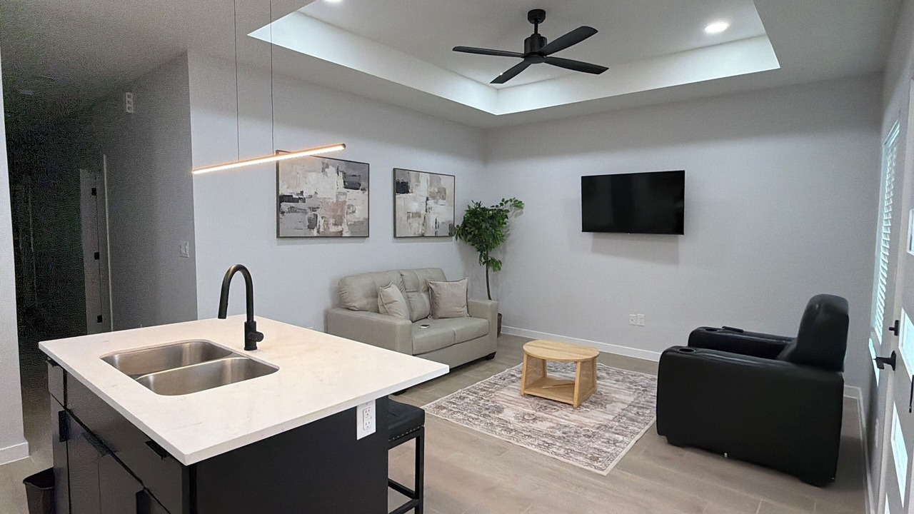 Photo of Livingroom in Brownsville